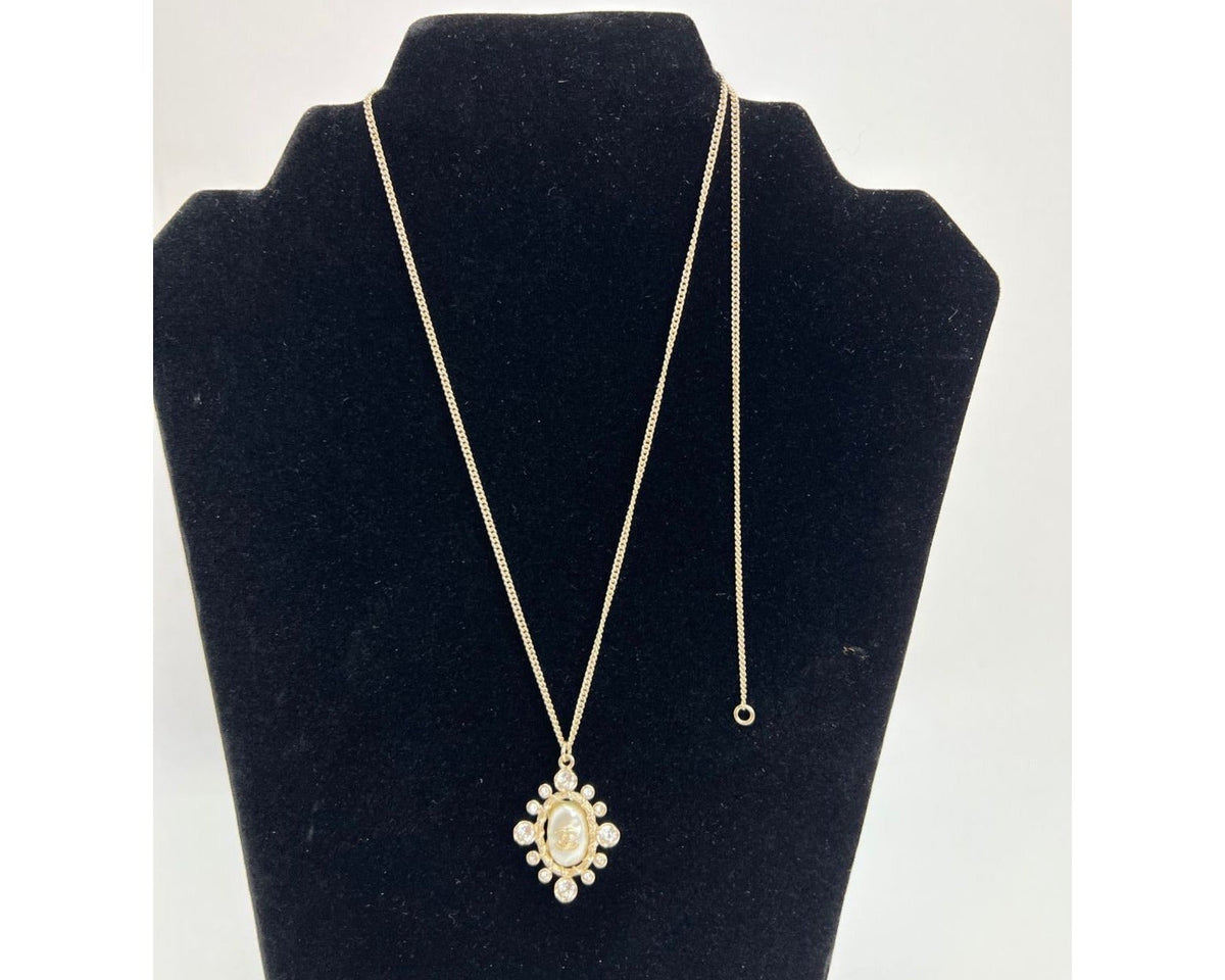 Chanel Crystal CC Necklace Gold Pearly Fashion Jewelry